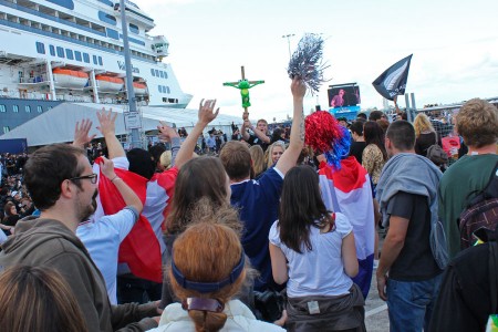 NZ vs FRA fans